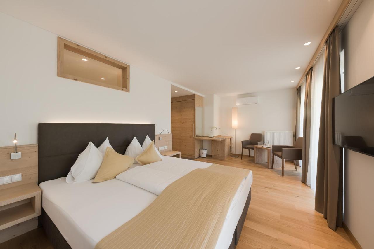 Hotel Kiendl Schenna Pokoj fotografie