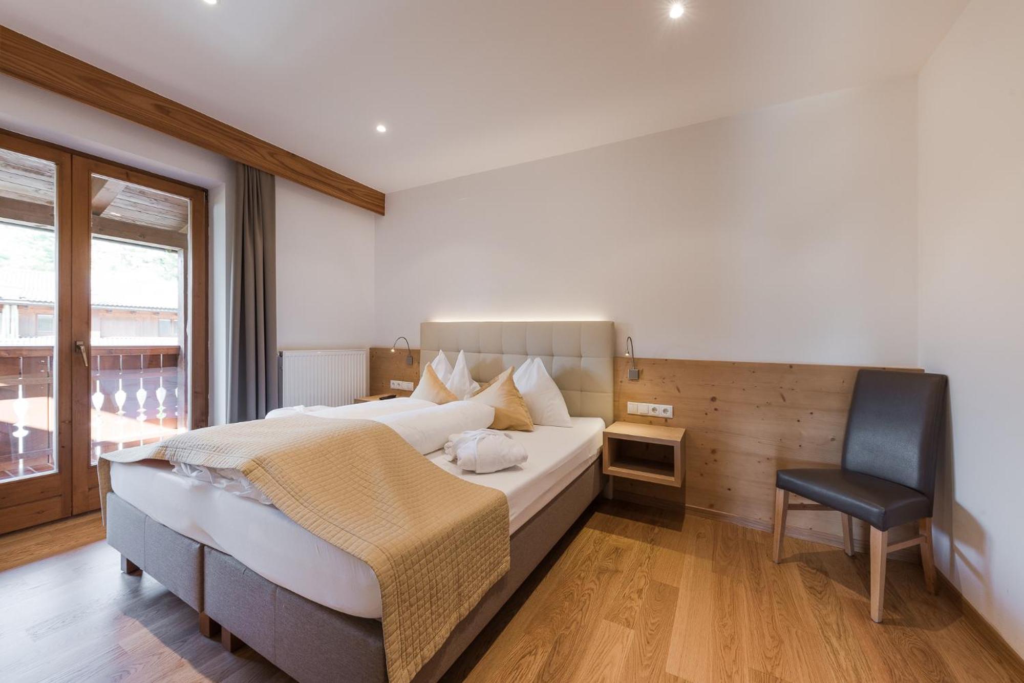 Hotel Kiendl Schenna Pokoj fotografie