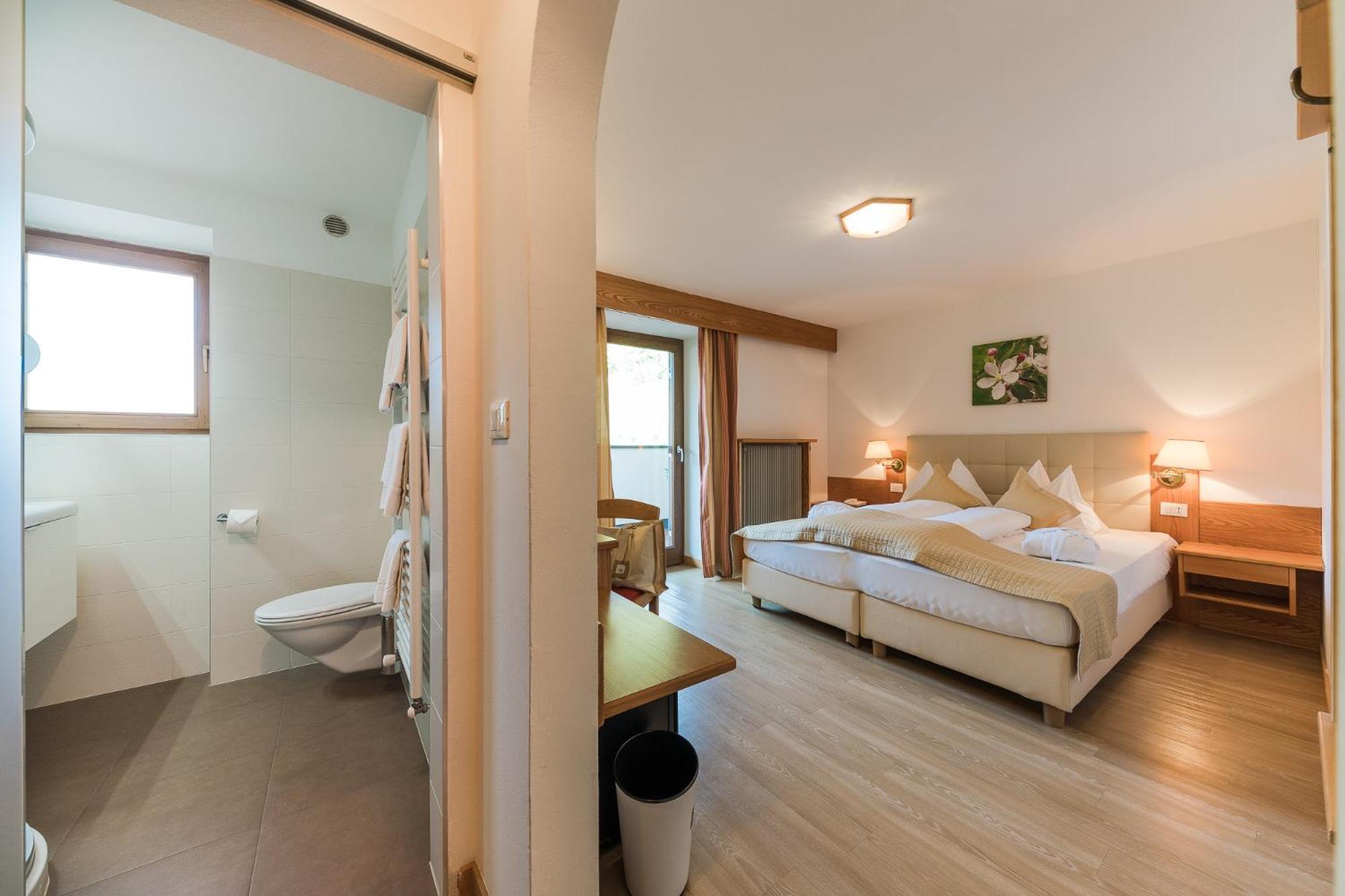Hotel Kiendl Schenna Pokoj fotografie